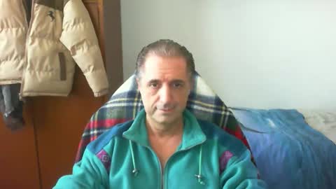 Snapshot of liuk53 chatting on 04/05/26, 12:35 liuk53 online show from 04/05/26, 12:35