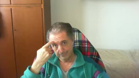 Snapshot of liuk53 chatting on 04/24/26, 03:25 liuk53 online show from 04/24/26, 03:25