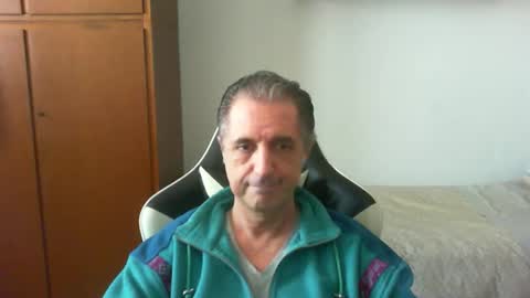 Snapshot of liuk53 chatting on 04/26/26, 12:14 liuk53 online show from 04/26/26, 12:14