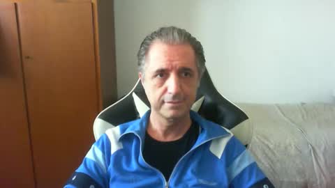 Snapshot of liuk53 chatting on 05/02/26, 12:10 liuk53 online show from 05/02/26, 12:10