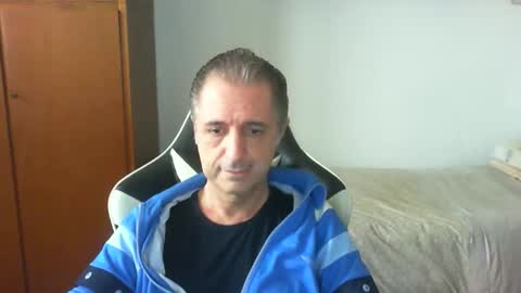 Snapshot of liuk53 chatting on 05/05/26, 12:24 liuk53 online show from 05/05/26, 12:24