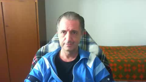 Snapshot of liuk53 chatting on 05/10/26, 12:43 liuk53 online show from 05/10/26, 12:43