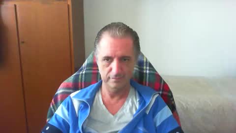 Snapshot of liuk53 chatting on 05/13/26, 12:13 liuk53 online show from 05/13/26, 12:13