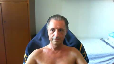 Snapshot of liuk53 chatting on 05/27/26, 01:41 liuk53 online show from 05/27/26, 01:41