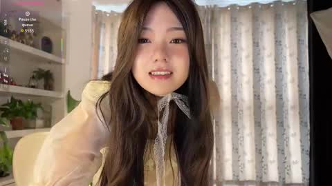 Snapshot of liunana chatting on 10/24/25, 01:13 nana online show from 10/24/25, 01:13