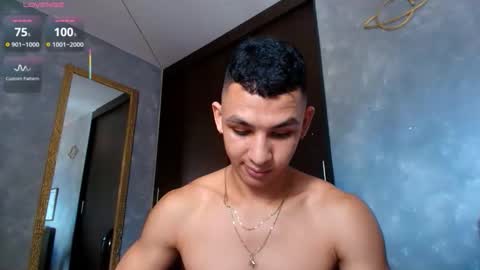 Snapshot of liuscast_22 chatting on 10/05/25, 03:43 Luis Castro online show from 10/05/25, 03:43