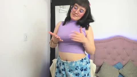 Katalina Novoa. online show from 01/13/25, 12:19