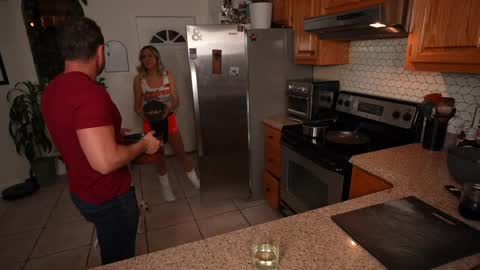 Snapshot of livanddrew chatting on 11/08/25, 12:22 Liv and Drew online show from 11/08/25, 12:22