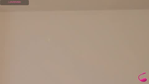 Emily  R online show from 11/14/25, 03:44