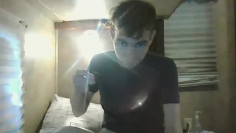 Snapshot of livetyy chatting on 10/22/25, 03:45 livetyy online show from 10/22/25, 03:45