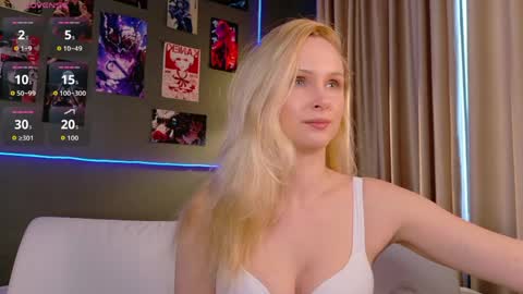 Livia online show from 05/31/26, 01:29