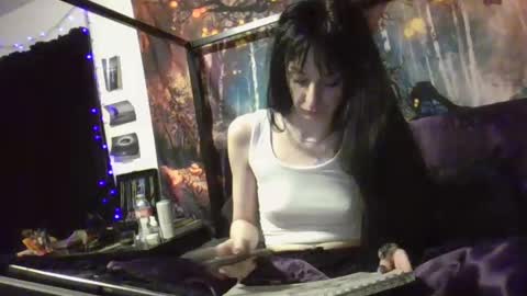 Liv Mirage online show from 12/28/24, 08:48