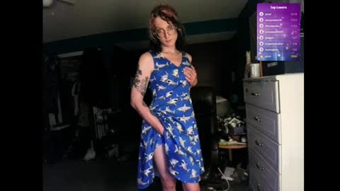 Snapshot of livolioyo chatting on 01/03/25, 04:55 Livolio online show from 01/03/25, 04:55