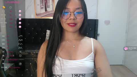 Liz online show from 01/04/25, 03:07