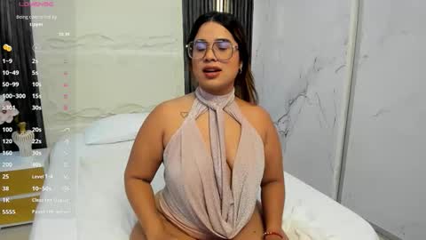 Snapshot of liz_ariza4u chatting on 02/24/26, 02:42 online show from 02/24/26, 02:42
