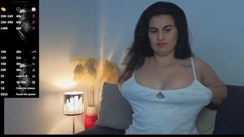 liz online show from 12/10/24, 05:33