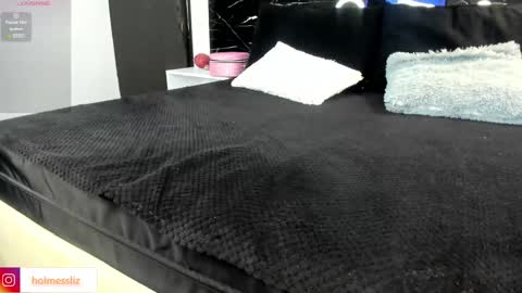 Liz  online show from 01/12/25, 12:01
