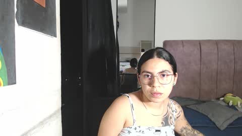 Liza Thurner online show from 10/04/25, 01:03