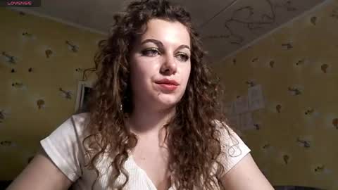 Snapshot of lizabethkimbal chatting on 06/09/26, 02:06 Molly online show from 06/09/26, 02:06