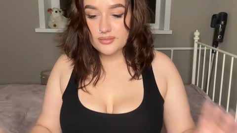 lizamartina online show from 09/11/25, 04:29