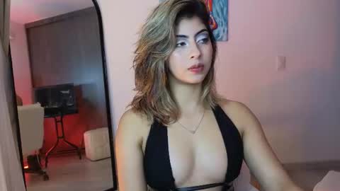 Lizeth online show from 08/03/26, 02:21