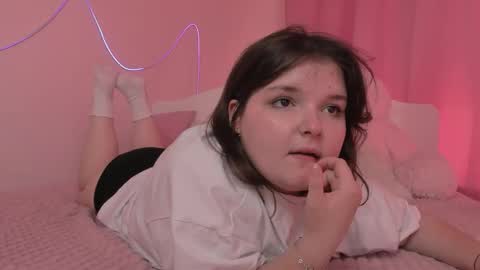 LIza online show from 09/09/25, 09:42