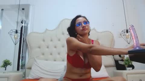 lizANDjuan online show from 01/06/25, 09:32