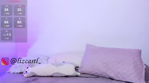 Snapshot of lizcastl chatting on 12/14/25, 06:34 lizcastl online show from 12/14/25, 06:34