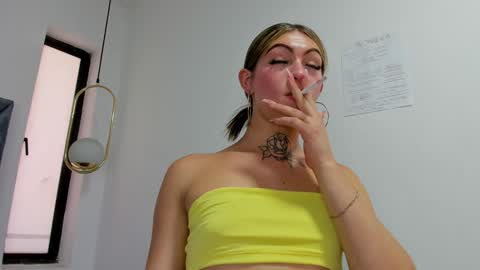 lizz_luna online show from 01/14/25, 03:47