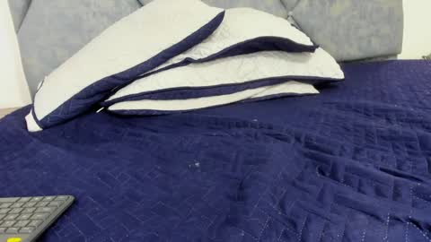 lizz_luna online show from 01/23/25, 06:45