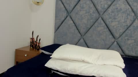 lizz_luna online show from 01/27/25, 06:20