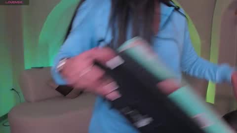 Lizzi  online show from 09/30/25, 09:20