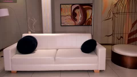 Lizzi  online show from 11/27/25, 08:00