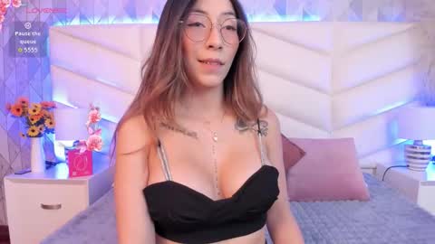 Snapshot of lizzi_hotman chatting on 02/19/26, 09:00 LIZZI online show from 02/19/26, 09:00