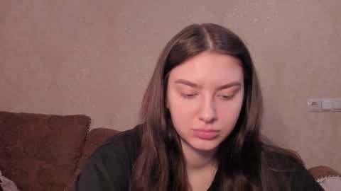 lizzi_muur online show from 02/10/26, 07:45