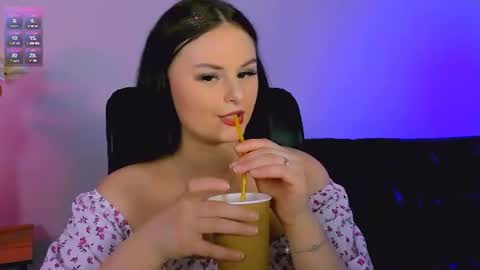 lizzie_boom online show from 06/15/26, 08:16