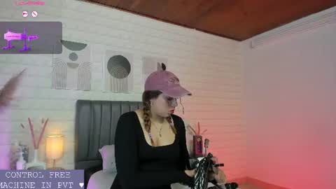  Lizzie  online show from 06/13/26, 12:03