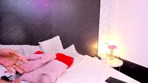 I am Lizz online show from 07/17/26, 12:12