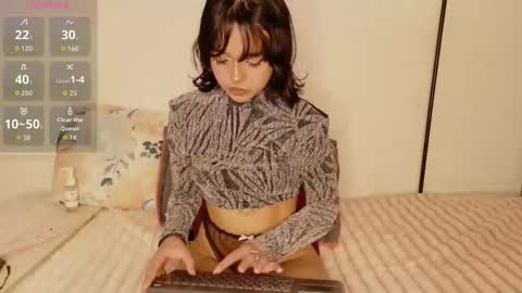 Snapshot of lizzy_dark chatting on 10/13/25, 09:09 Lizz  online show from 10/13/25, 09:09