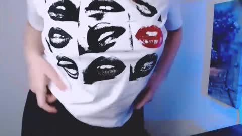 Snapshot of lizzy_koul chatting on 10/29/25, 10:22 Lizzy3 online show from 10/29/25, 10:22