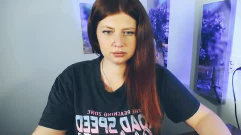 Lizzy3 online show from 06/15/26, 10:17