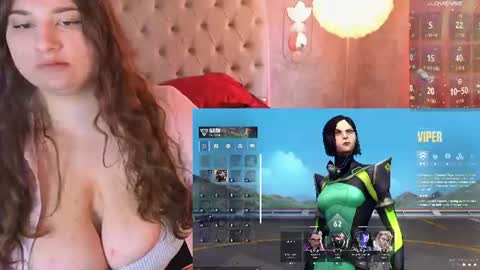 Snapshot of lizzy_sky chatting on 06/14/26, 10:06 LizzySky online show from 06/14/26, 10:06