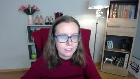 Lizzy online show from 11/17/25, 06:30