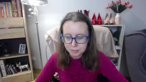 Snapshot of lizzy_sparkle chatting on 12/19/25, 05:36 Lizzy online show from 12/19/25, 05:36