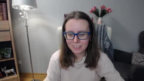 Snapshot of lizzy_sparkle chatting on 01/19/26, 05:55 Lizzy online show from 01/19/26, 05:55
