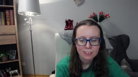 Snapshot of lizzy_sparkle chatting on 02/04/26, 05:46 Lizzy online show from 02/04/26, 05:46