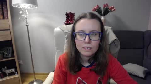 Snapshot of lizzy_sparkle chatting on 02/09/26, 06:06 Lizzy online show from 02/09/26, 06:06