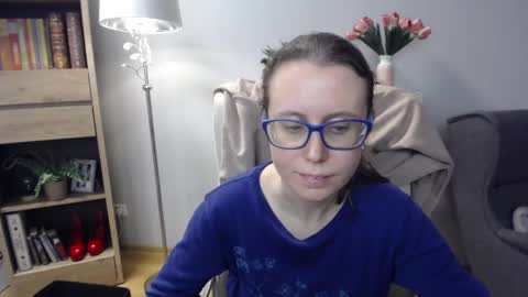 Snapshot of lizzy_sparkle chatting on 03/02/26, 07:15 Lizzy online show from 03/02/26, 07:15