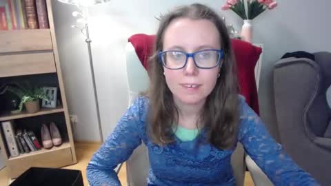 Snapshot of lizzy_sparkle chatting on 03/13/26, 05:47 Lizzy online show from 03/13/26, 05:47