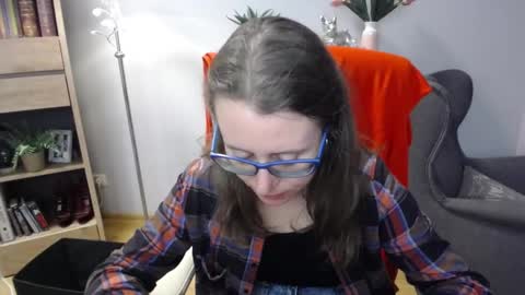 Snapshot of lizzy_sparkle chatting on 03/23/26, 05:22 Lizzy online show from 03/23/26, 05:22